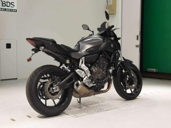 Мотоцикл naked bike Yamaha MT-07 рама RM07J нэйкед байк среднекубатурный спортивный дорожный гв 2015 — фото 5